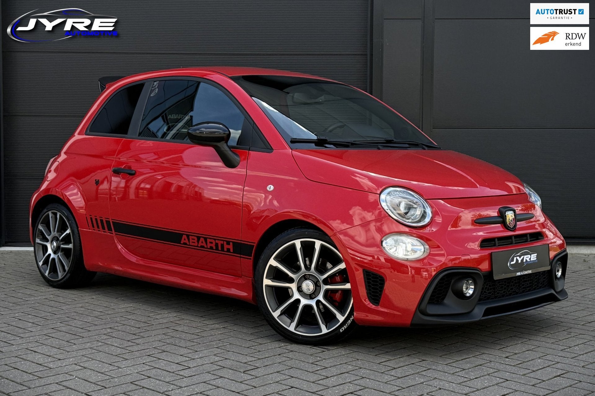 Abarth 595 1.4 T-Jet, Turismo, 163 PK, Auto's, Abarth, Voorwielaandrijving, Gebruikt, Zwart, 4 cilinders