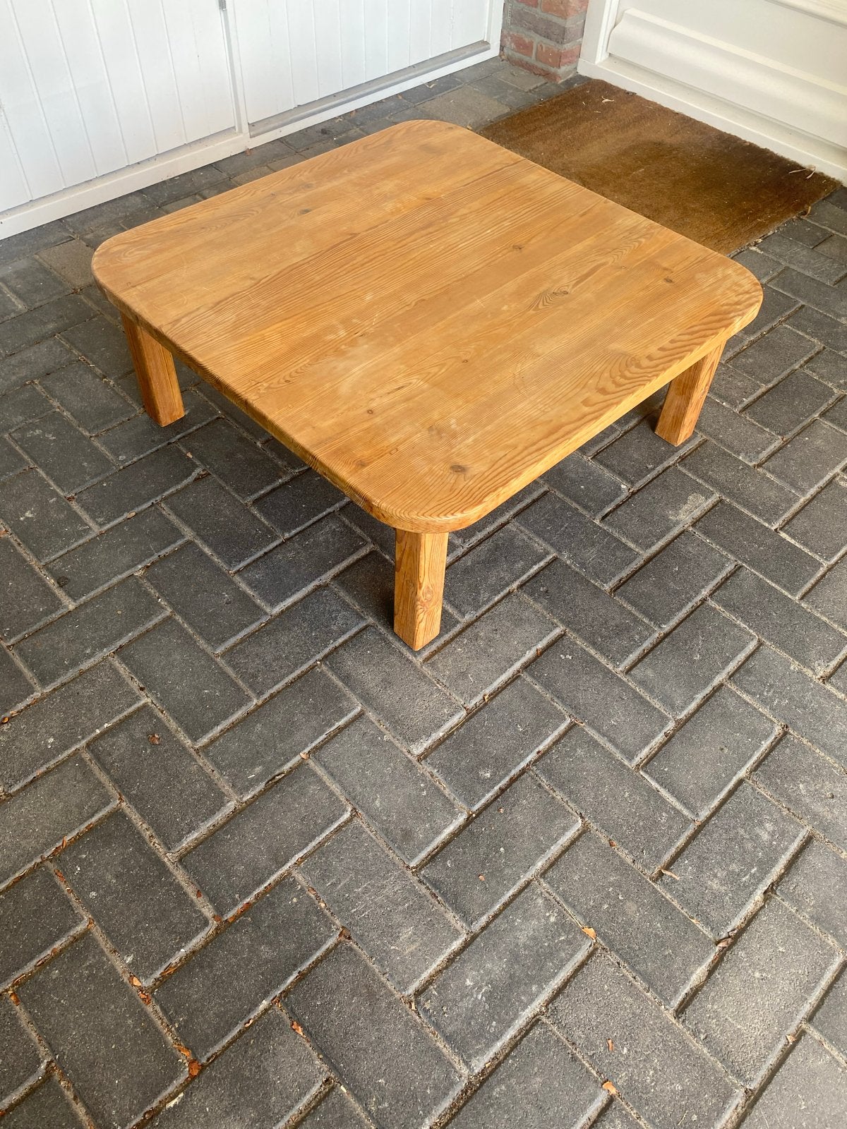 Massief grenen salontafel 80x80 cm, 31 cm hoog, Ophalen, Minder dan 45 cm, Gebruikt, Vierkant