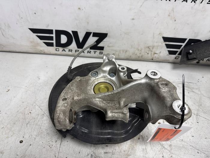 Fusee links-achter van een Volkswagen Tayron, Gebruikt, -, Volkswagen, -