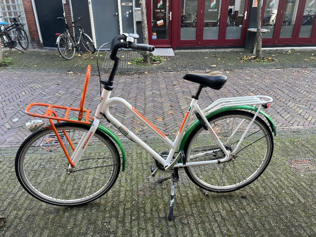 Batavus postcodeloterijfiets + voor- en achterlamp!, Ophalen, Terugtraprem, Gebruikt, Versnellingen