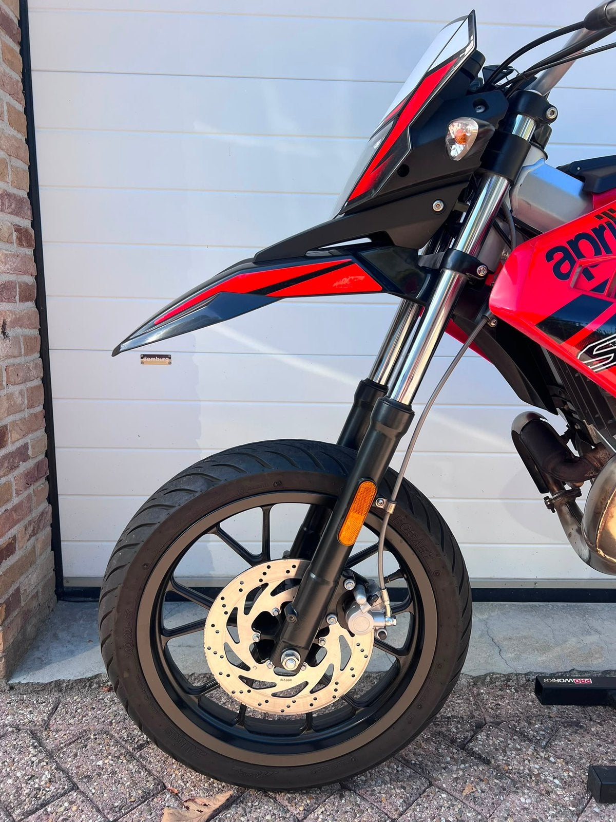 Aprilia SX 50 | 2018 | maar 10800 KM | volledig origineel, Fietsen en Brommers, 6 versnellingen, Aprilia, Aprilia, Maximaal 45 km/u
