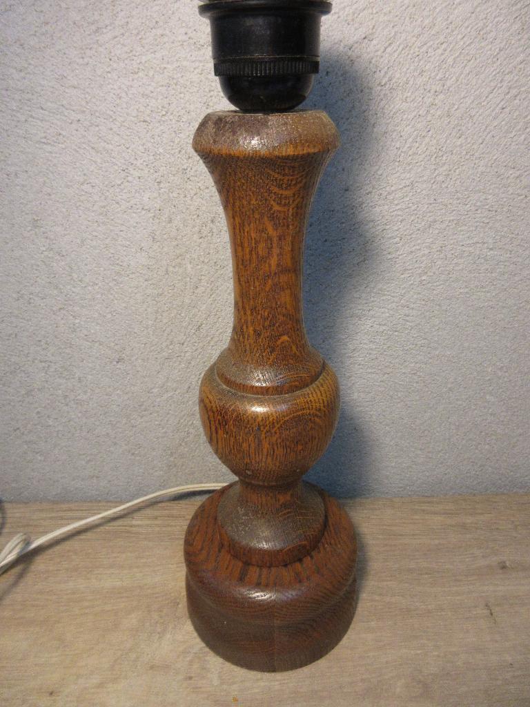 Vintage houten lampenvoet, Huis en Inrichting, Lampen | Tafellampen, Ophalen of Verzenden, Gebruikt, Hout