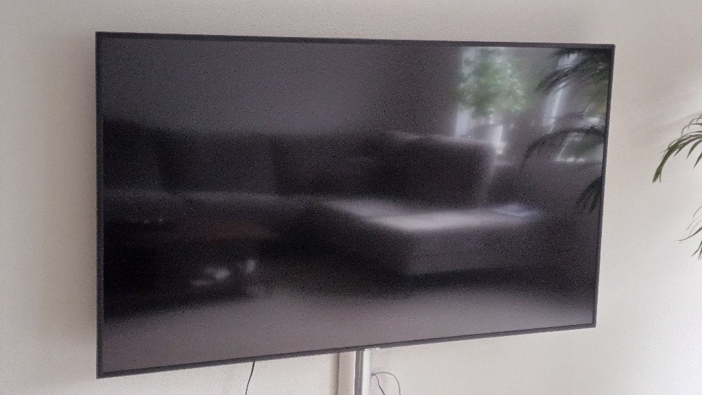 Foto 3 van Samsung 65 inch TV met defect