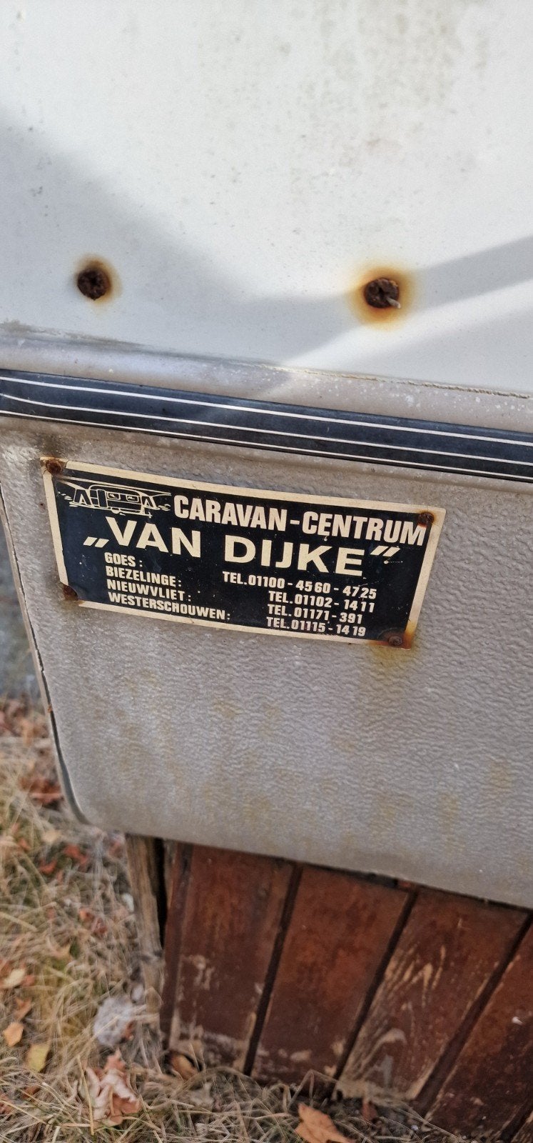 astral caravan +/- 60 jaar oud, Particulier, Rondzit