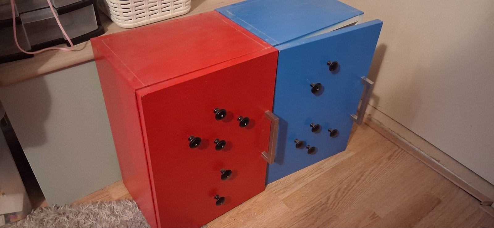 zelfgemaakte stevige hang kastjes (switch console), Ophalen
