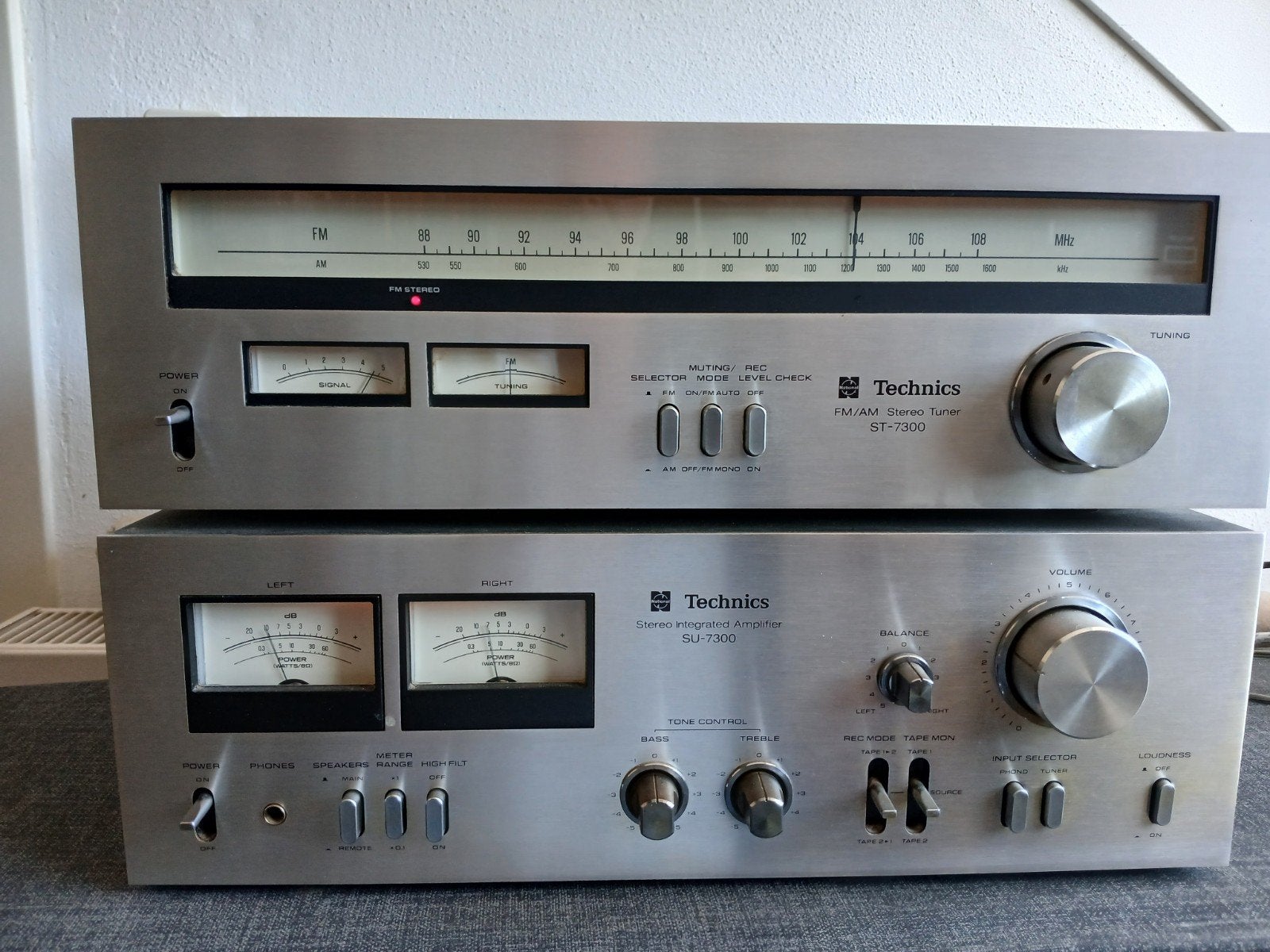 Technics SU 7300 versterker Technics ST 7300 tuner, Ophalen of Verzenden, Gebruikt, Stereo, Overige merken