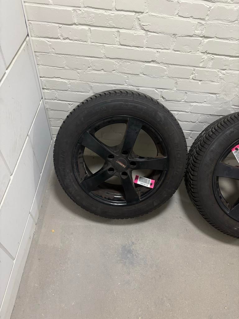 Audi Nieuwe winter velgenset met splinternieuwe banden, Ophalen of Verzenden, Nieuw
