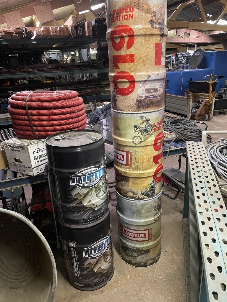 Olietonnen/ decoratie mancave, Ophalen, Reclamebord