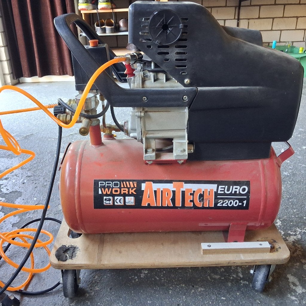Compressor, Gebruikt, Ophalen of Verzenden, Minder dan 200 liter/min, 25 tot 100 liter