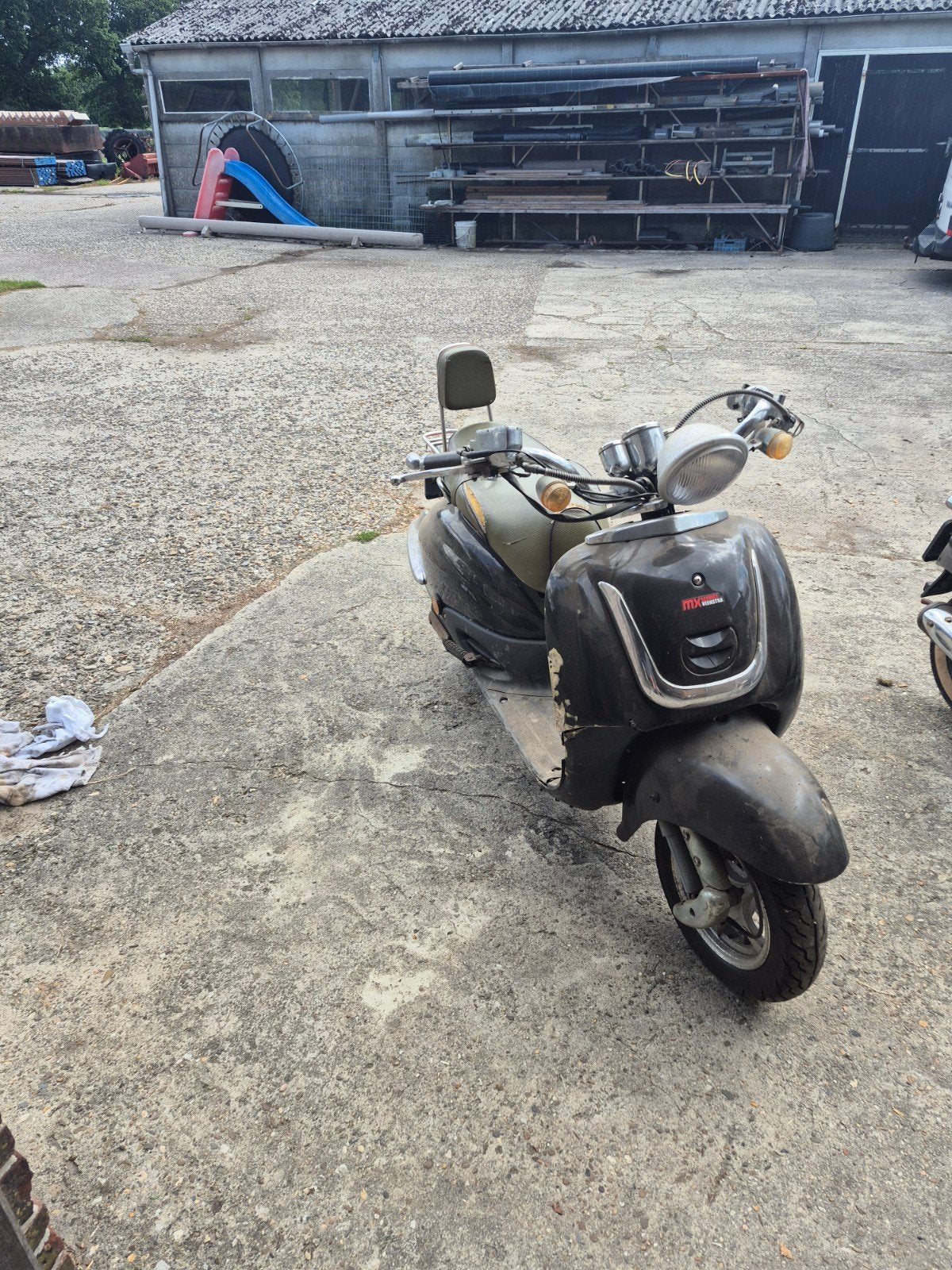 Scooter met lege accu - start niet, voor onderdelen/reparat, Ophalen, Gebruikt