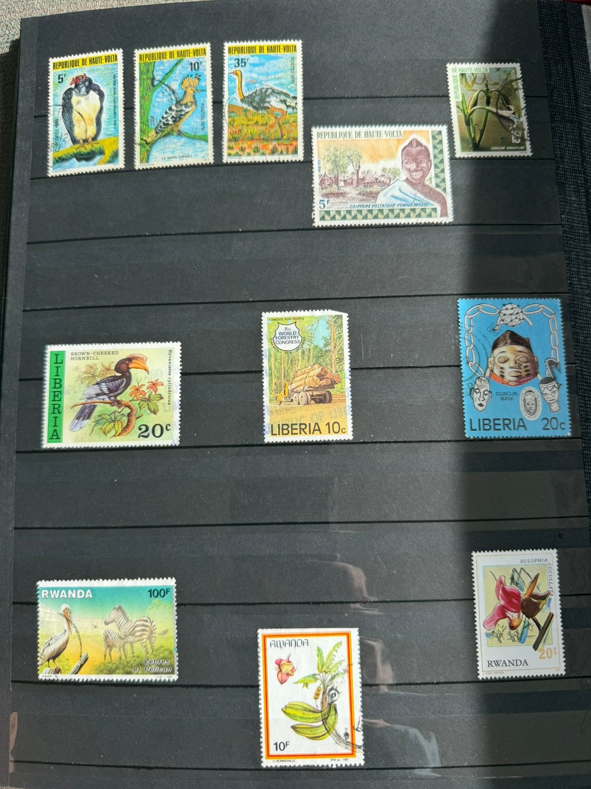 Postzegels Haute-Volta, Liberia, Rwanda, Kenya, Ophalen of Verzenden, Overige landen, Gestempeld