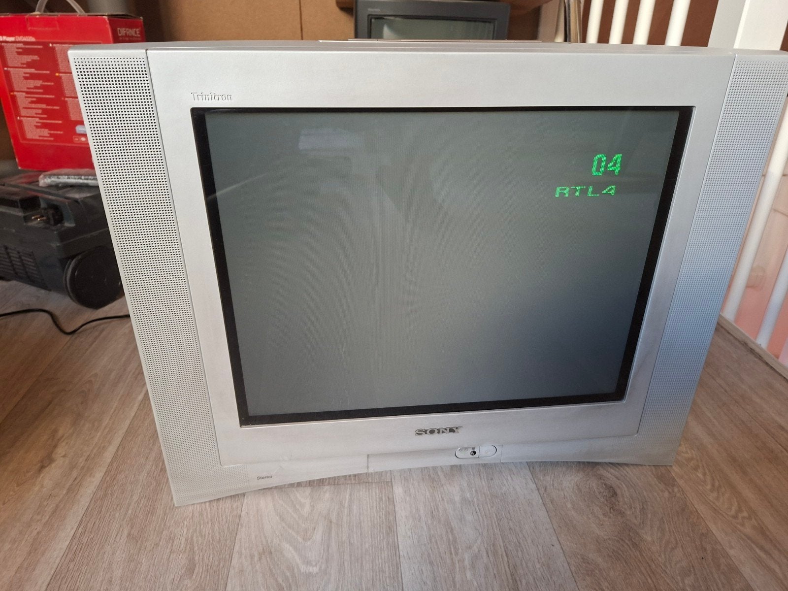 SONY KV21FQ10B Trinitron TV Retro gaming, Ophalen, Gebruikt, 50 Hz, Sony