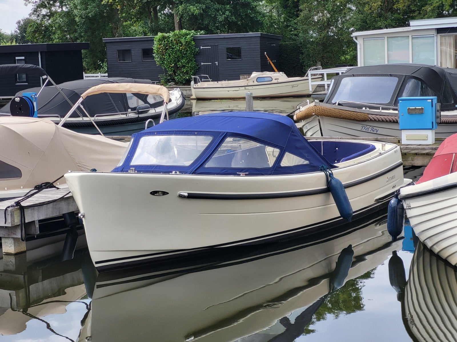 Antaris Fifty5, Ophalen, Tender, Binnenboordmotor, Antifouling