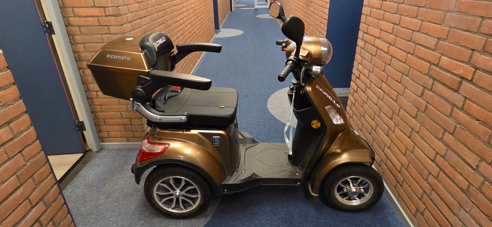 Scootmobiel Econelo J4000 zgan!, Diversen, Zo goed als nieuw, Ophalen, Overige merken, 16 km/u of meer