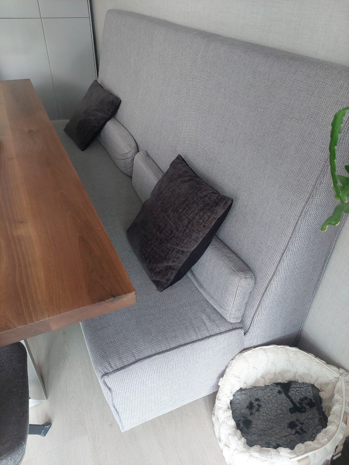 Moderne gestoffeerde bank voor eettafel, Huis en Inrichting, Banken | Bankstellen, Ophalen, Gebruikt, Driepersoons, 75 tot 100 cm