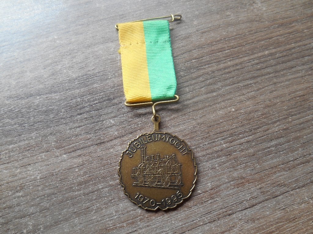 Medaille jubileumtocht WSV De Arend Nijmegen locomotief, Postzegels en Munten, Penningen en Medailles, Ophalen of Verzenden, Overige materialen