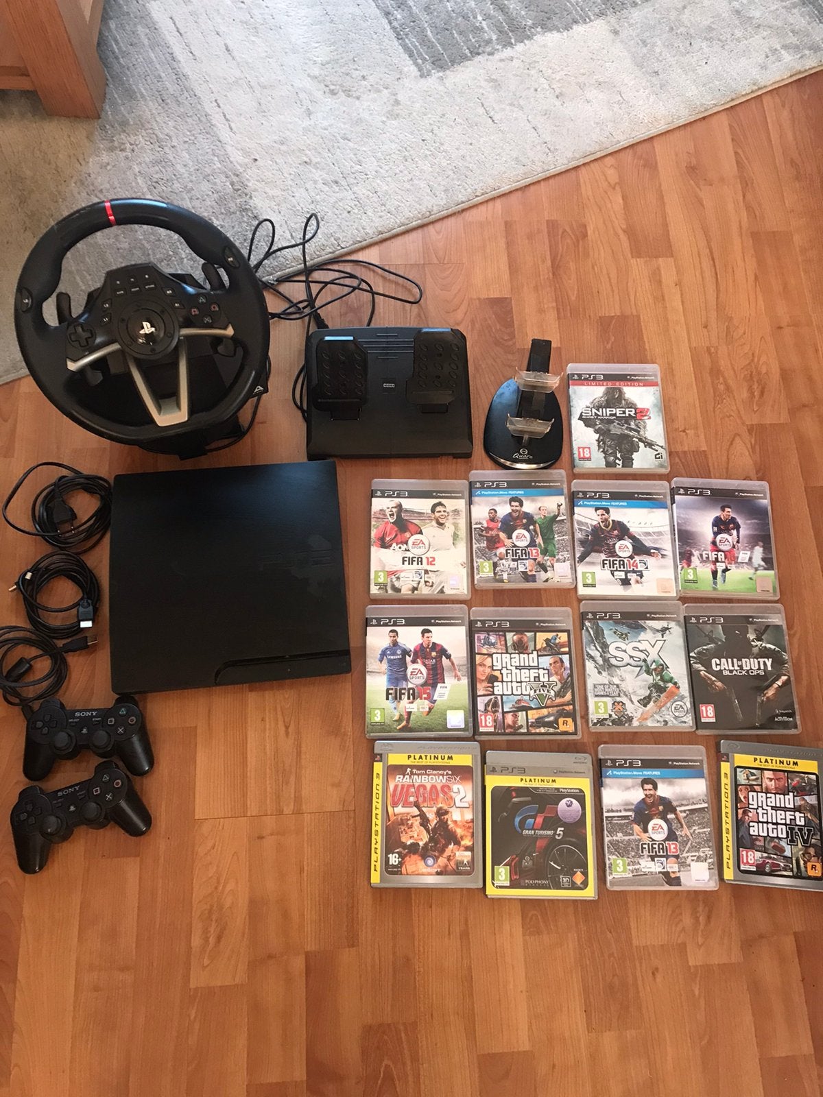 Nette ps3 met games racestuur+gas en rem pedaal, Spelcomputers en Games, Ophalen, Met games, Met 2 controllers, 320 GB