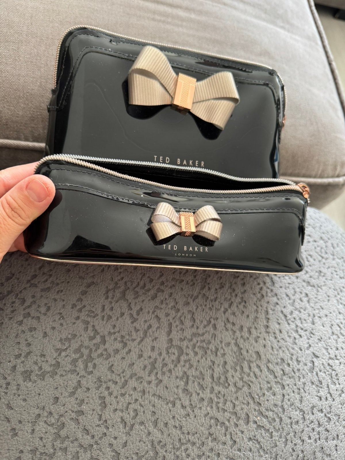 Ted baker Makeup Tasjes 2 stuks zwart, Ophalen, Gebruikt, Zwart, Hardcase