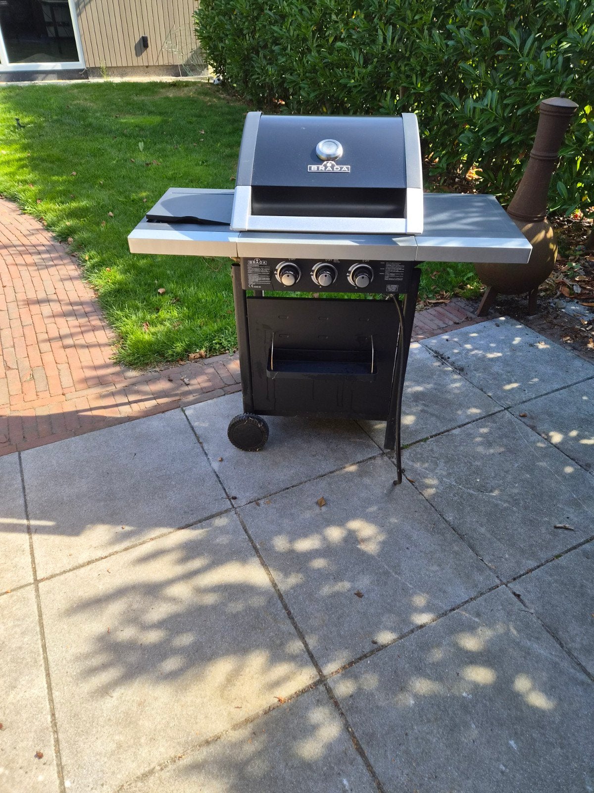 Brada Gasbarbecue Model 2320 - Perfect voor buiten koken, Ophalen, Gebruikt, Brada