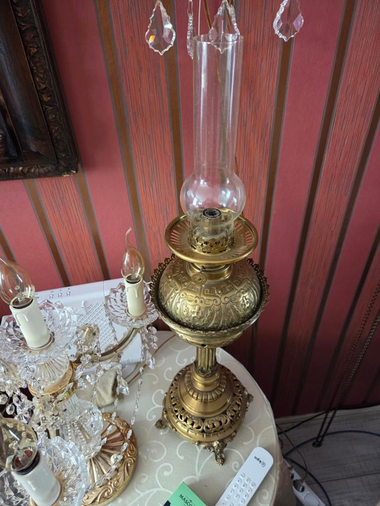 Mooie antieke koperen olielamp, Ophalen