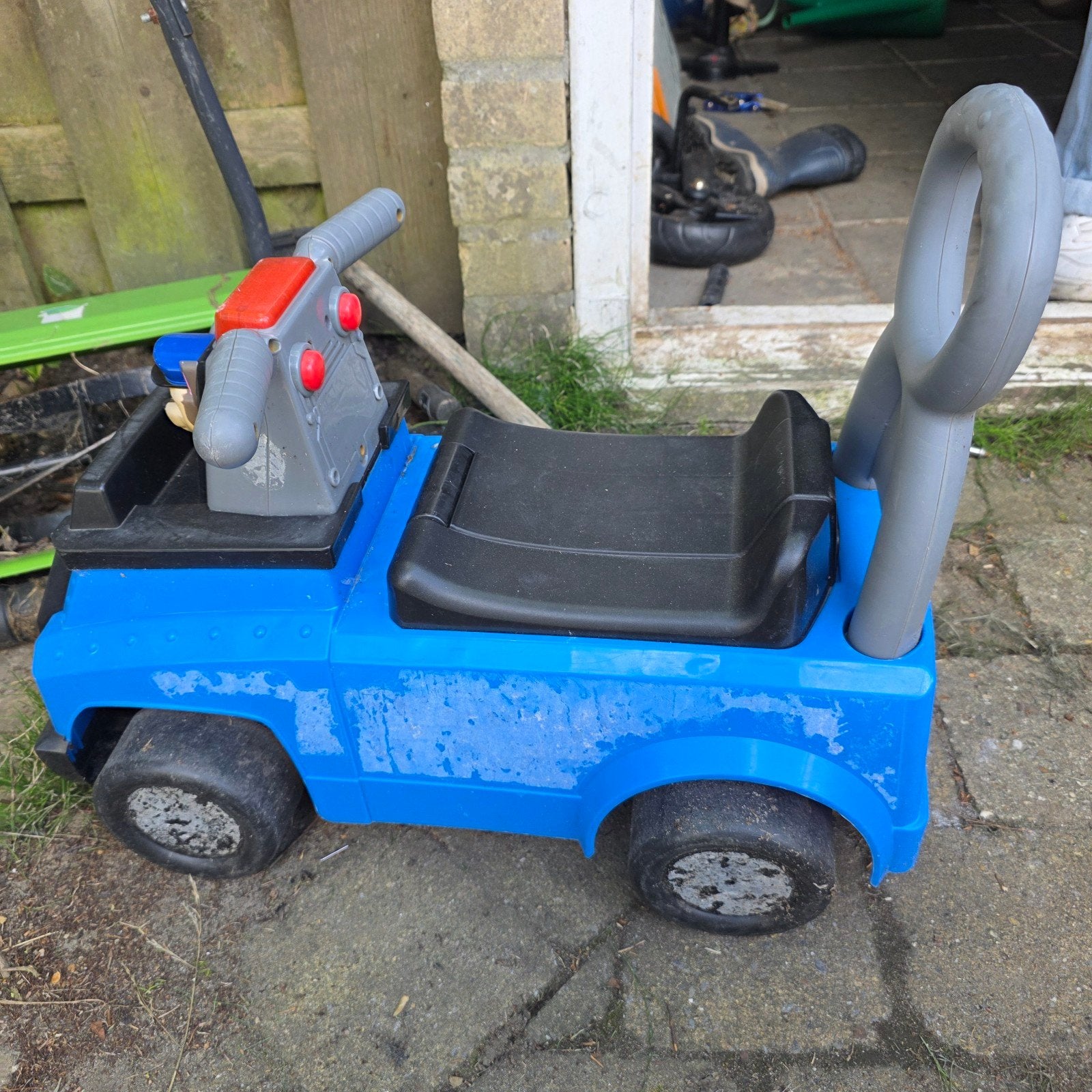 Blauwe loopauto met duwstang en geluid, Ophalen, Gebruikt, Loopvoertuig