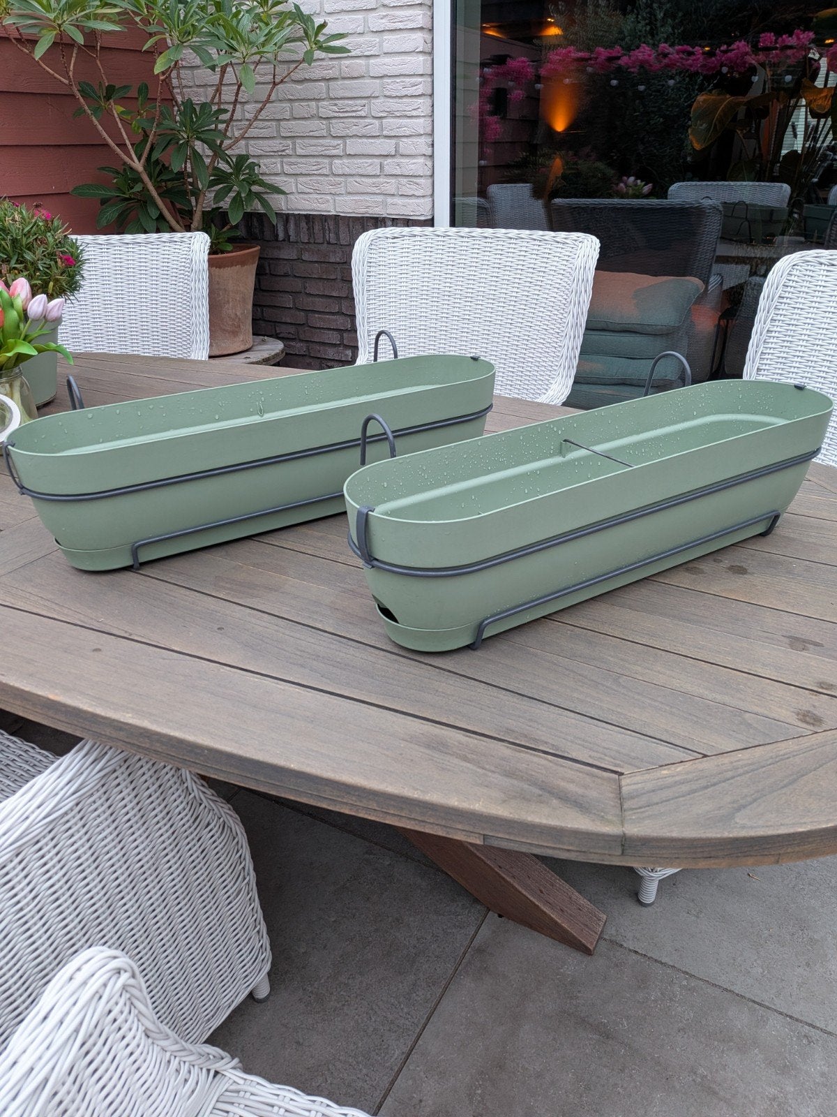2x Elho Vibia Campana Balkonbak 70cm Pistachegroen, Ophalen, Kunststof, Minder dan 30 cm, Rond
