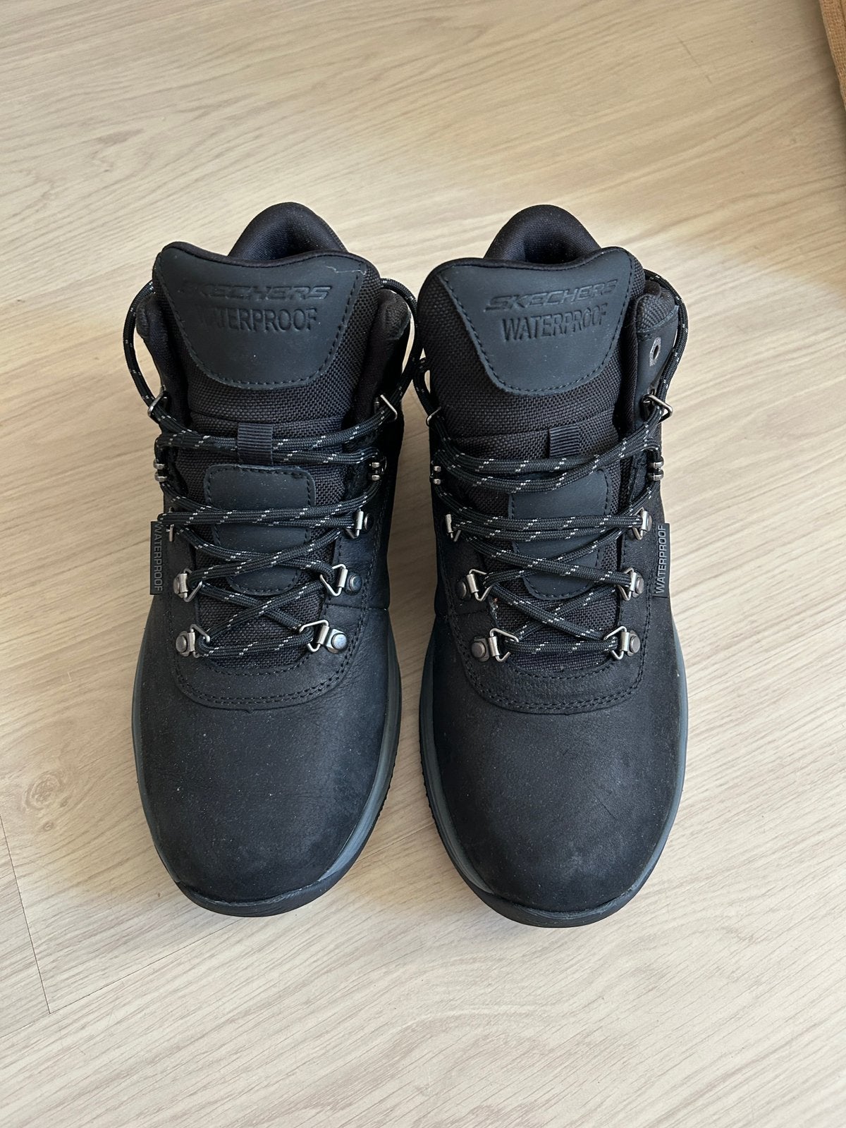 Heren Skechers slip in schoenen., Ophalen of Verzenden, Zo goed als nieuw, Zwart