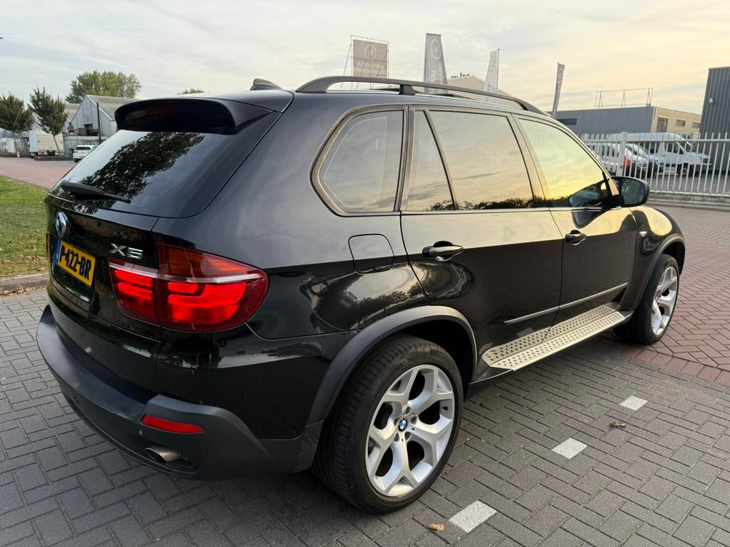 BMW X5 E70 Zwart, Youngtimer massag pano headup stuurverwarm, 2993 cc, 255 €/maand, 2080 kg, Zwart
