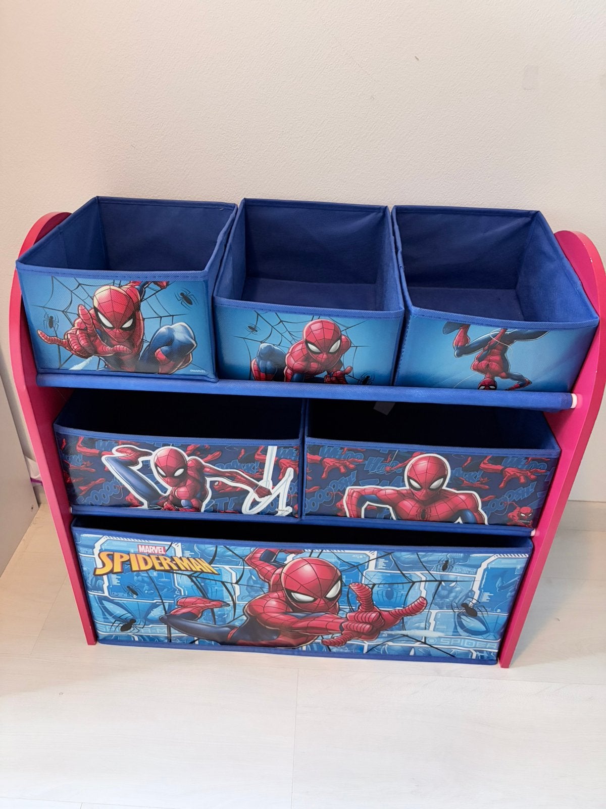 Spiderman opberg kast, Ophalen, Gebruikt, 50 tot 100 cm, 3 of 4 laden