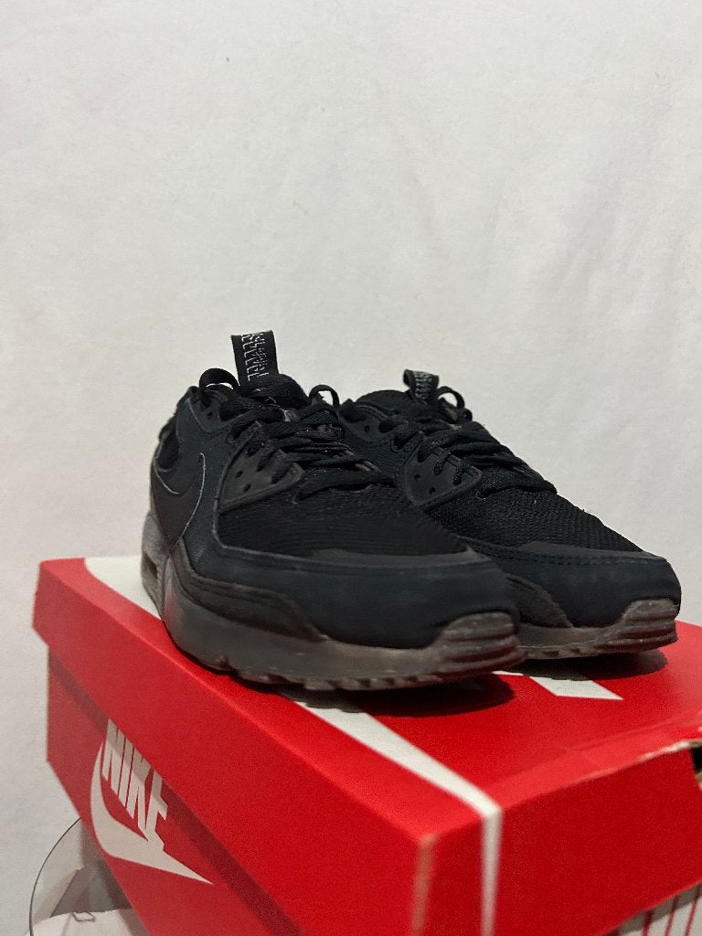 ALS NIEUW! Maat 43 - Nike Air Max 90 Terrascape Triple Black, Verzenden, Zwart, Nike, Nike
