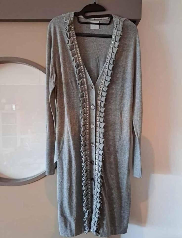 Uno Due, halflange cardigan mt 42, Maat 42/44 (L), Ophalen of Verzenden, Zo goed als nieuw, Uno Due