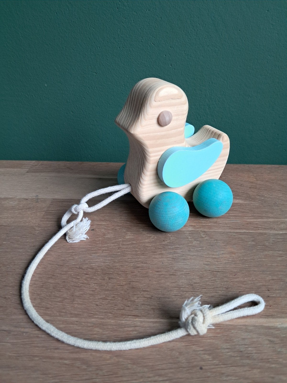 De Groene Merel houten trekfiguur eendje blank hout en blauw, Ophalen of Verzenden, Zo goed als nieuw