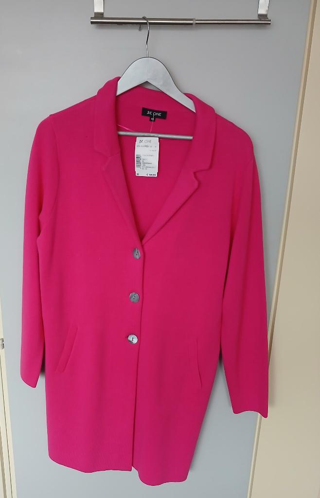 Be one vest nieuw, Ophalen of Verzenden, Nieuw, Maat 42/44 (L), Roze