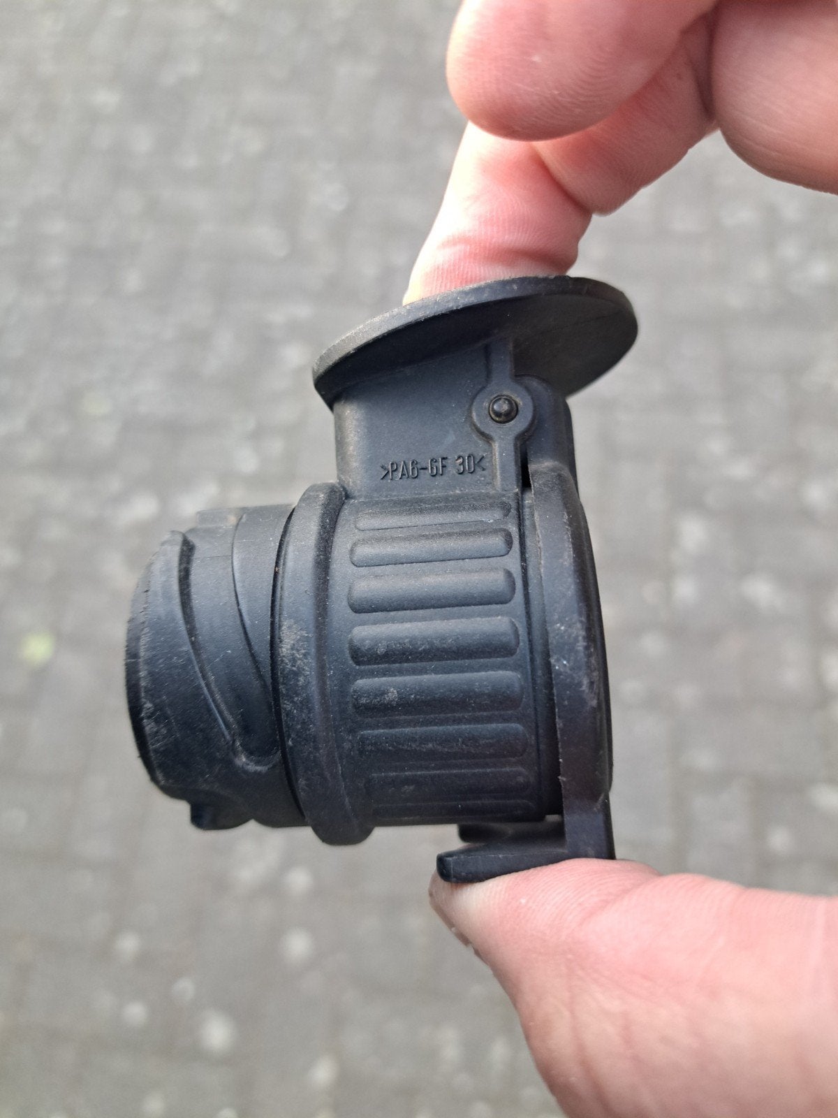 Aanhanger verloopstekker van 13 naar 7-polig, Ophalen