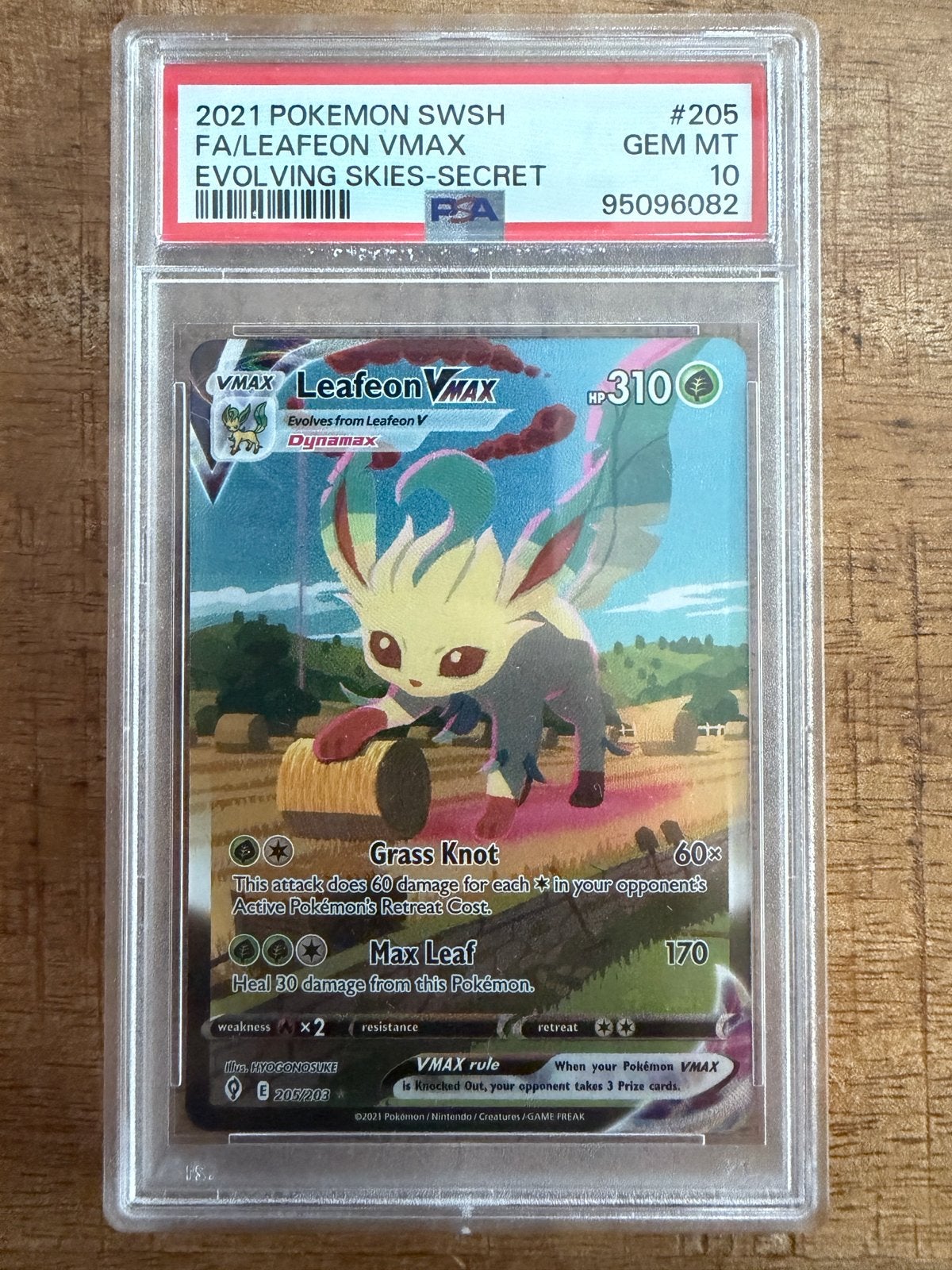 PSA 10 Leafeon VMAX 205/203 Evolving Skies Secret Rare, Ophalen, Nieuw, Losse kaart