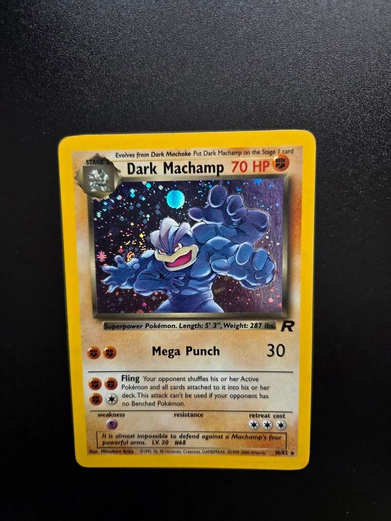 Dark Machamp holo swirl 10/82 Team Rocket, Ophalen of Verzenden, Zo goed als nieuw, Booster, Foil