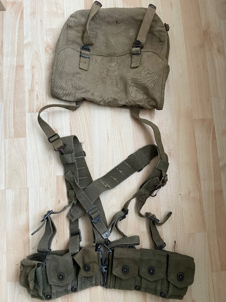 WW2 US, webbing, musettebag '42, suspenders en belt, Verzamelen, Militaria | Tweede Wereldoorlog, Ophalen of Verzenden, Landmacht