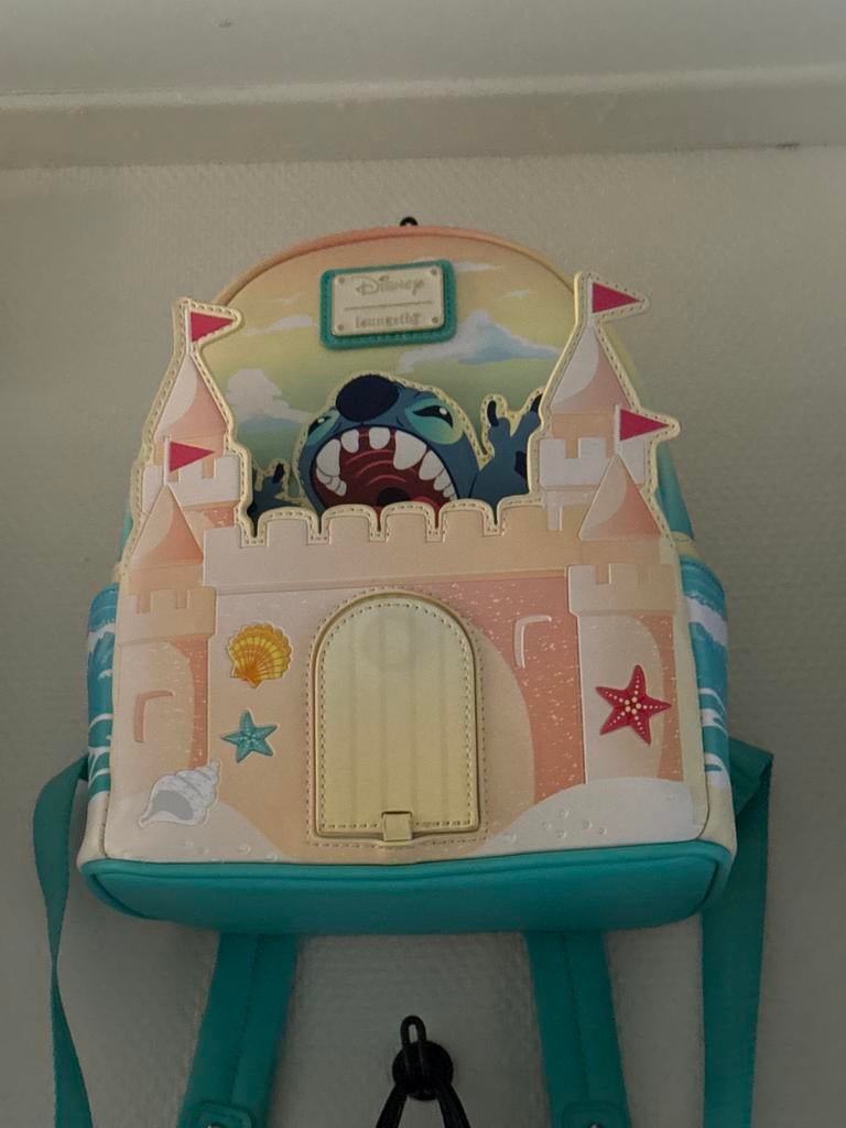 Disney Loungefly Stitch Zandkasteel Mini Rugzak, Minder dan 30 cm, Disney of Dora, Ophalen of Verzenden, Minder dan 25 cm