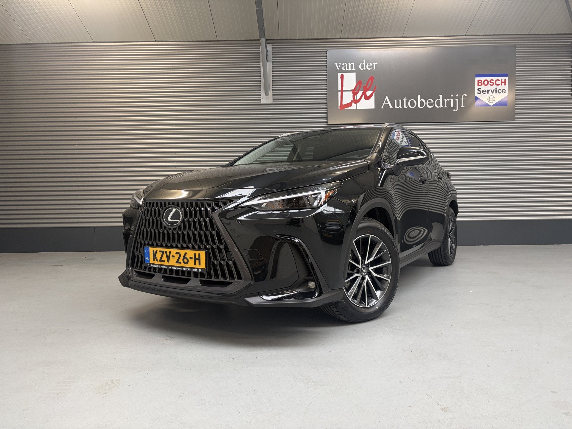 Lexus NX 450h+ AWD LUXERY/1500 KG AHW/TREKH/DODE HOEK/LEER/E, Auto's, Automaat, Gebruikt, 4 cilinders, 2487 cc