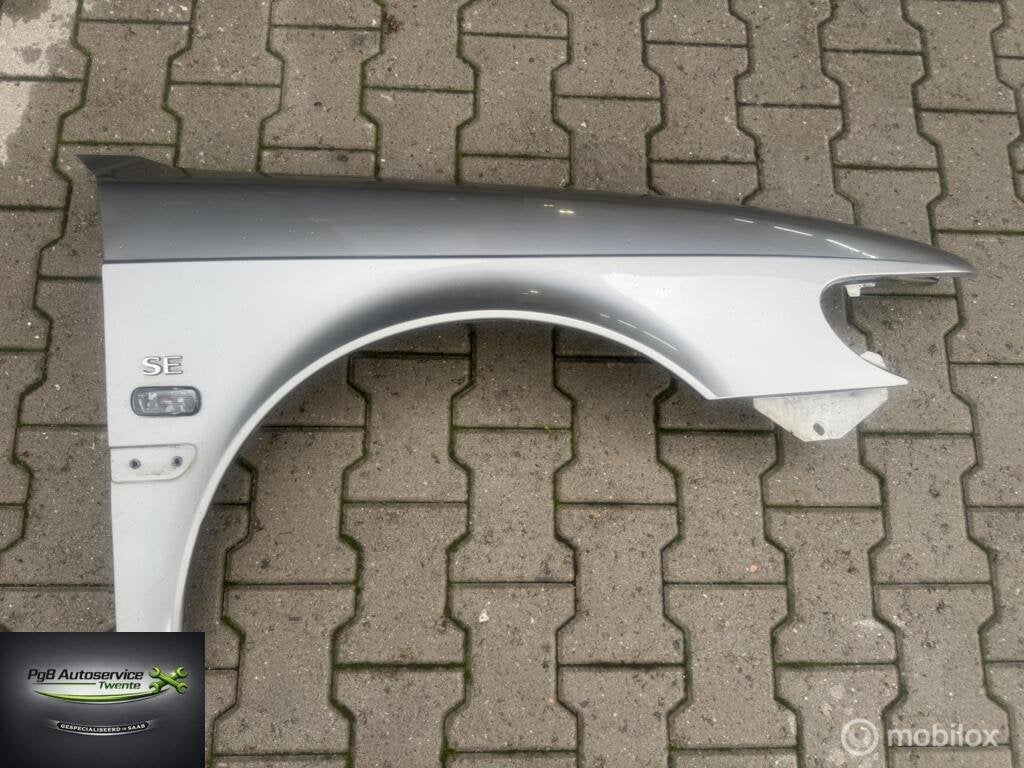 Saab 9-3 1998-2003 spatbord rechts 279 steelgrey, Auto-onderdelen, Carrosserie en Plaatwerk, Gebruikt, Ophalen of Verzenden, Saab