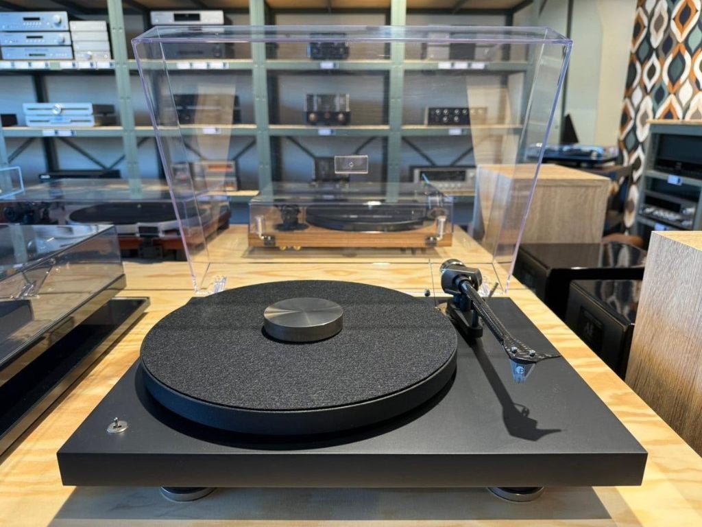 Project Debut Pro, nieuwstaat, klinkt zeer goed, gara 428696, Audio, Tv en Foto, Platenspelers, Ophalen of Verzenden, Nieuw, Platenspeler