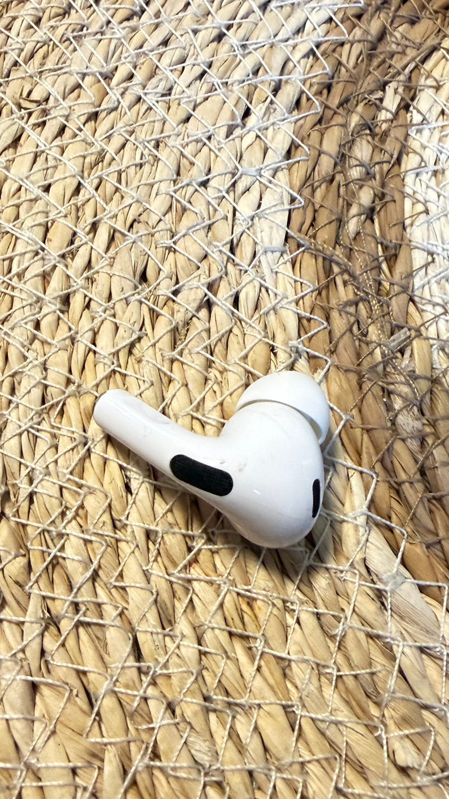 Apple AirPods (2e generatie) – Linker oortje – Origineel, Overige merken, Zo goed als nieuw, Draadloos, Op oor (supra aural)