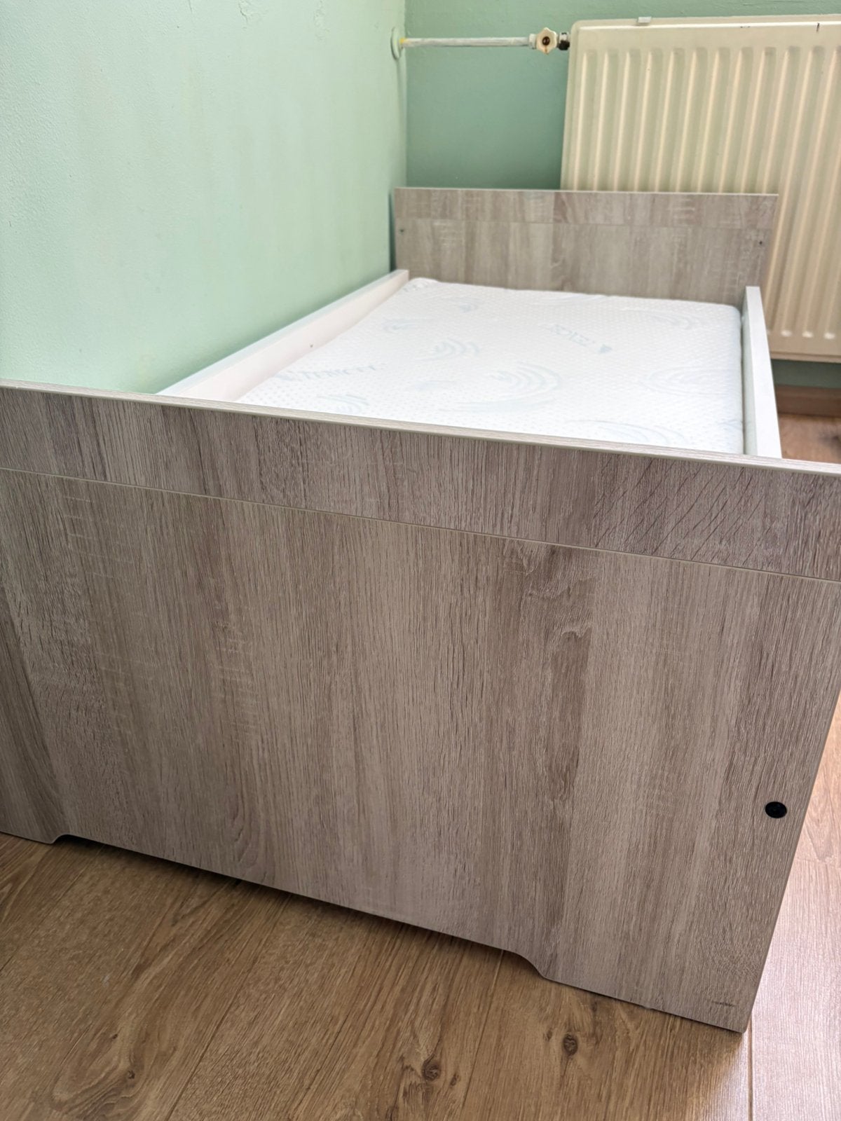 Ledikant,peuterbed,commode, Ophalen, Zo goed als nieuw, Jongetje of Meisje