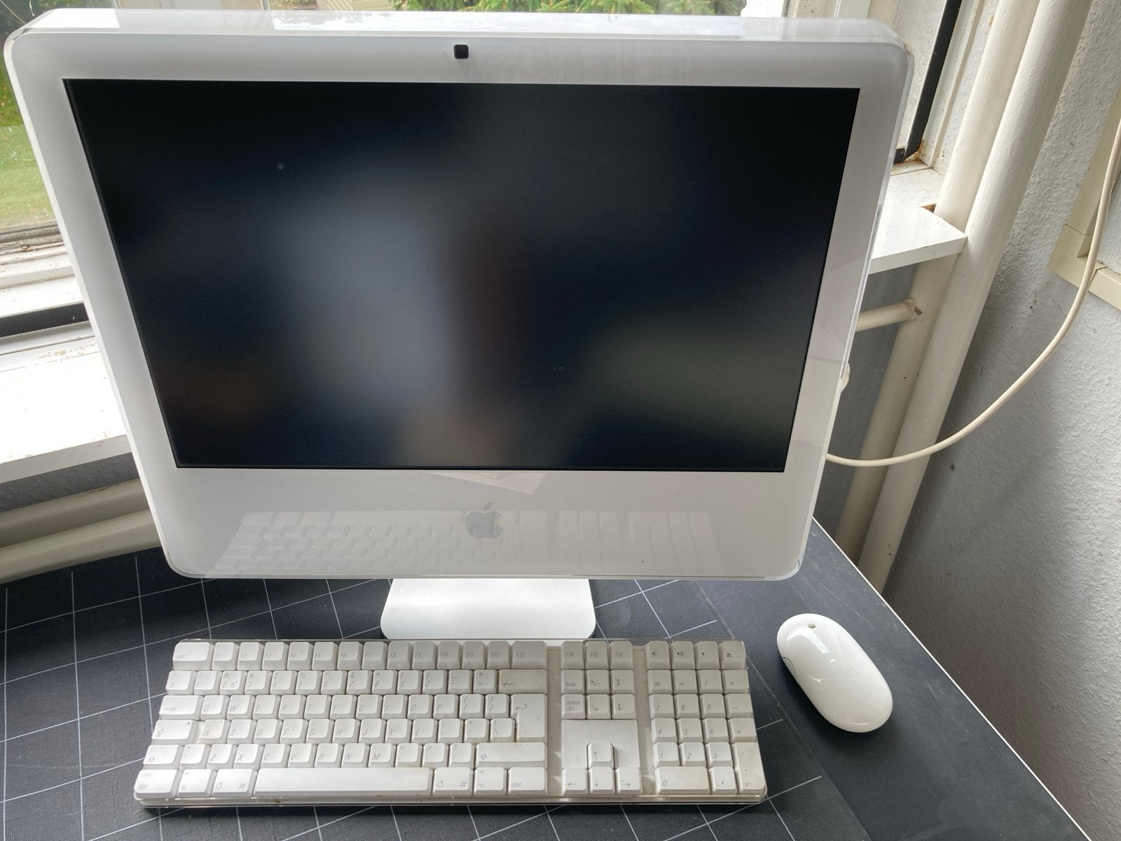 Apple iMac G4 computer met toetsenbord en muis, Ophalen