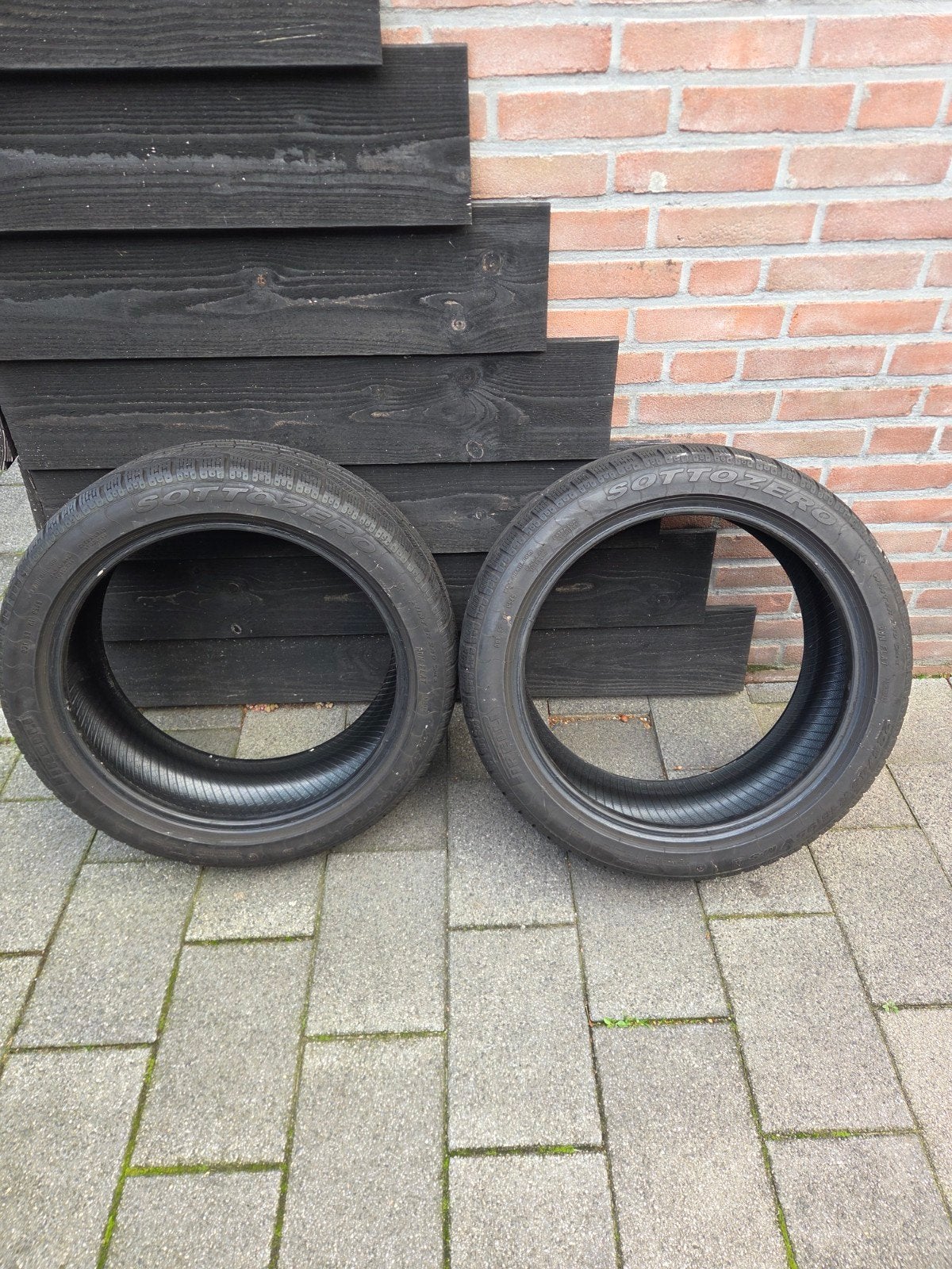 2 Pirelli sottozero winterbanden, Ophalen, 18 inch, Gebruikt, Winterbanden