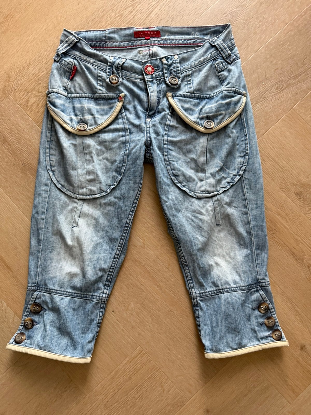 Lichtblauwe capri spijkerbroek van 10 FEET maat 27, Ophalen of Verzenden, Zo goed als nieuw, Blauw, W27 (confectie 34) of kleiner