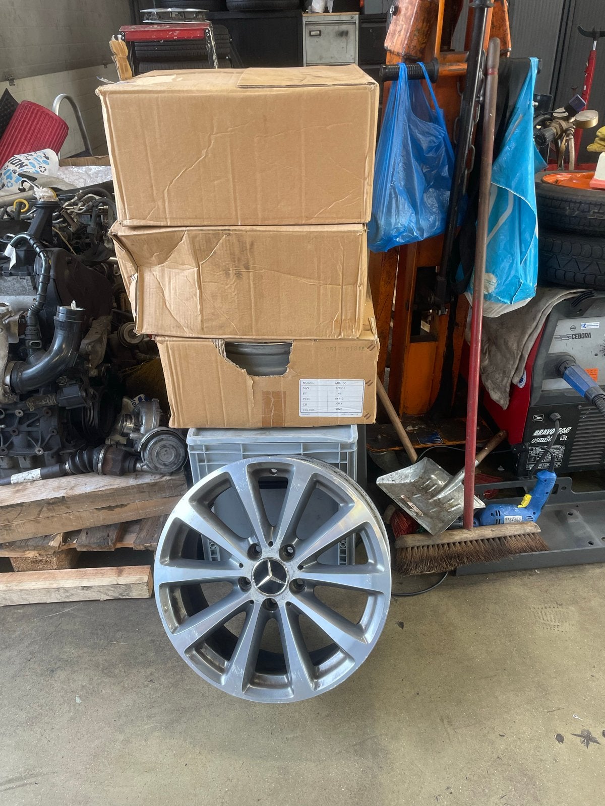 Mercedes-Benz velg 17 inch - MB-100, Ophalen of Verzenden, Gebruikt