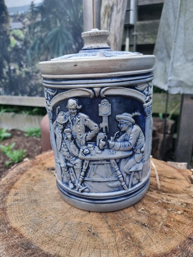 Vintage 2L Bierpul met Reliëfdecoratie, Antiek en Kunst, Antiek | Keramiek en Aardewerk, Ophalen of Verzenden