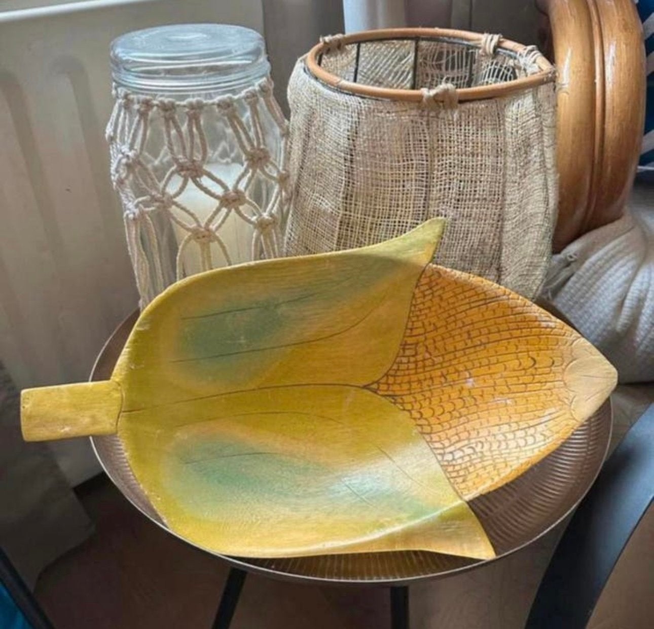 Een grote houten schaal in vorm van een maiskolf, Ophalen of Verzenden, Zo goed als nieuw, Rond, Overige materialen