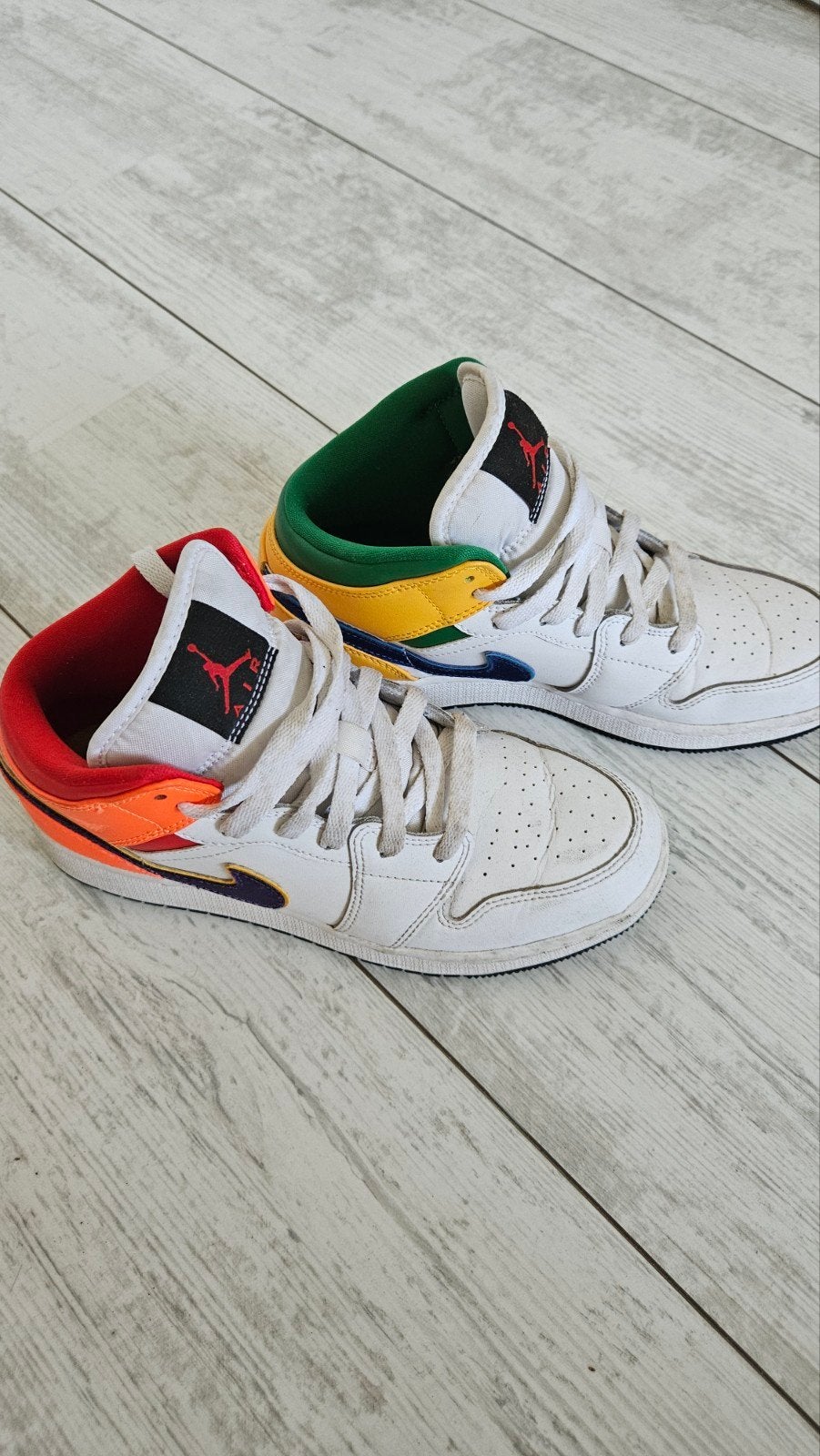 Nike Air Jordan 1 Low SE 'Barcelona' (Maat 38), Overige kleuren, Nike Jordan, Ophalen of Verzenden, Sneakers of Gympen